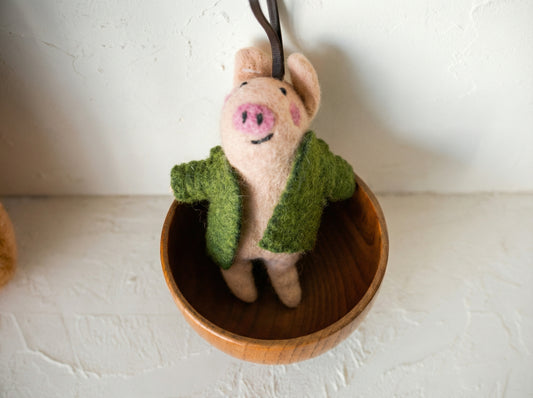 Green vest exquisite pork